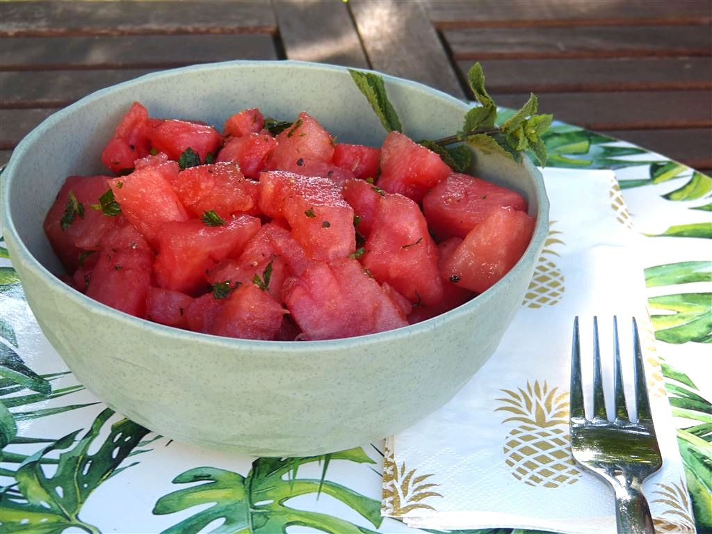 Erfrischender Melonensalat mit Minze - gingerandthyme.de Erfrischender Melonensalat mit Minze - gingerandthyme.de